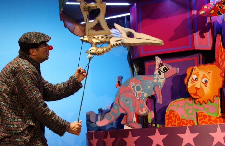 Viajeros del carrusel: Teatro de títeres para niños en Málaga