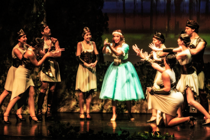 Gisela y el Libro Mágico: Teatro musical para niños en Oviedo