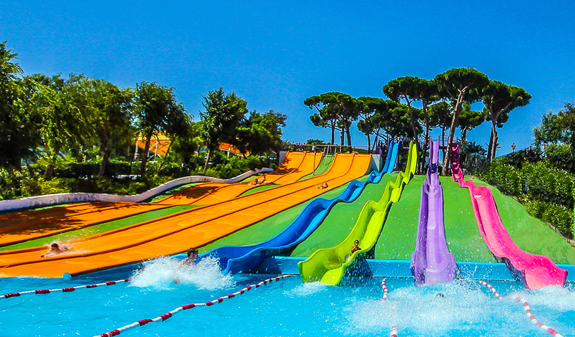 Illa Fantasía: Parque acuático para los niños en Barcelona